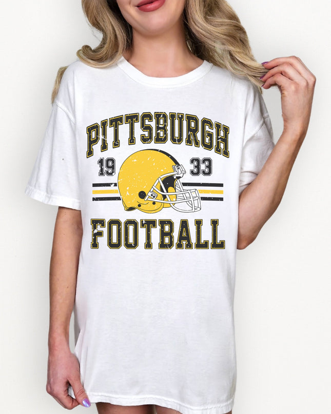 Pittsburgh Football Graphic Tee – White Oversized Vintage T-Shirt