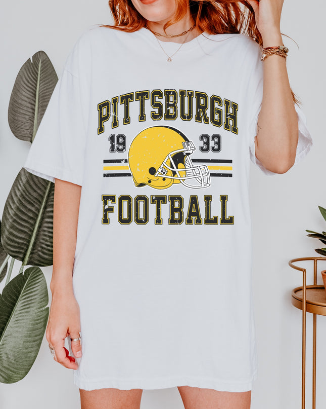 Pittsburgh Football Graphic Tee – White Oversized Vintage T-Shirt
