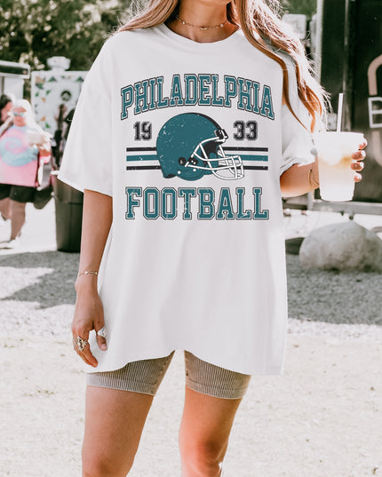 Philadelphia Football Graphic Tee – White Oversized Vintage T-Shirt
