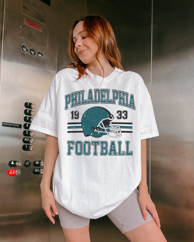 Philadelphia Football Graphic Tee – White Oversized Vintage T-Shirt