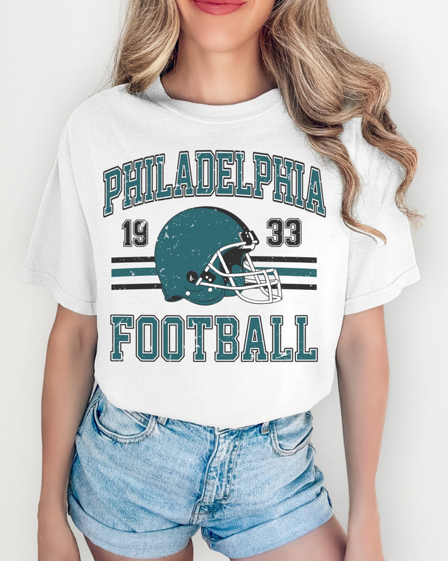 Philadelphia Football Graphic Tee – White Oversized Vintage T-Shirt