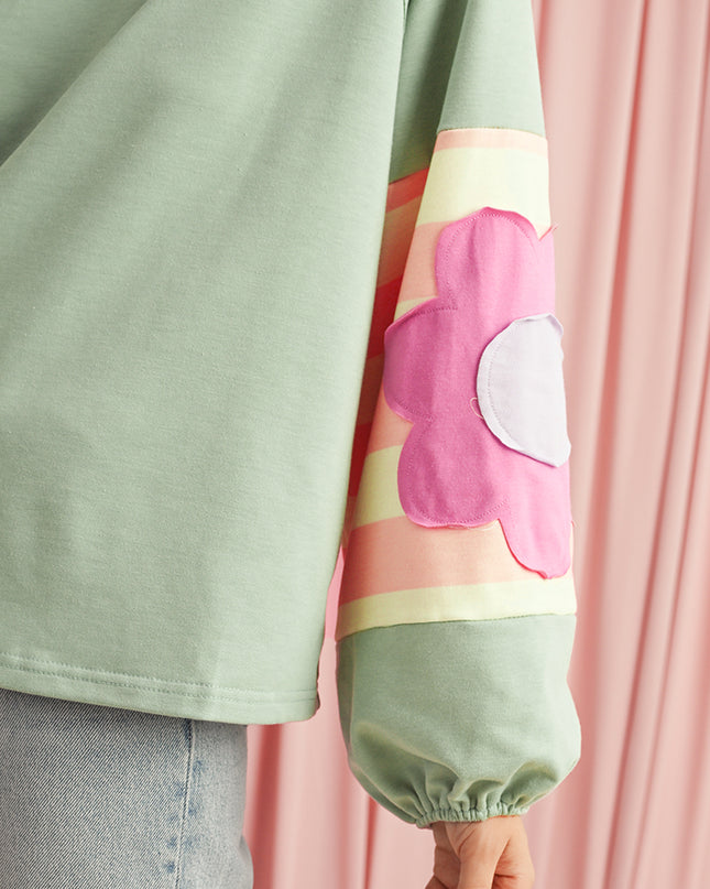 Smoke Green Flower Patchwork Exposed Seam Raglan Sleeve Top